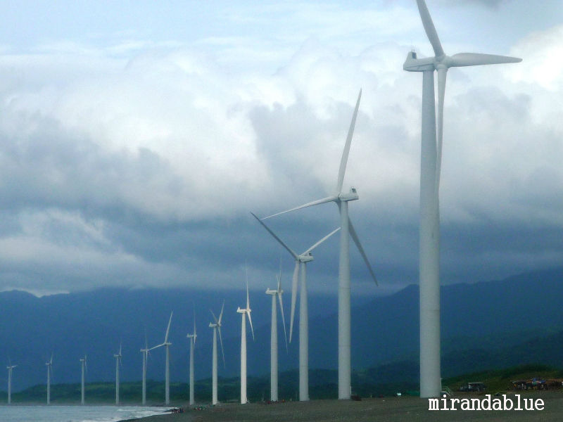 Wind Turbine Graveyard, A Drive Through The Mojave Desert and An