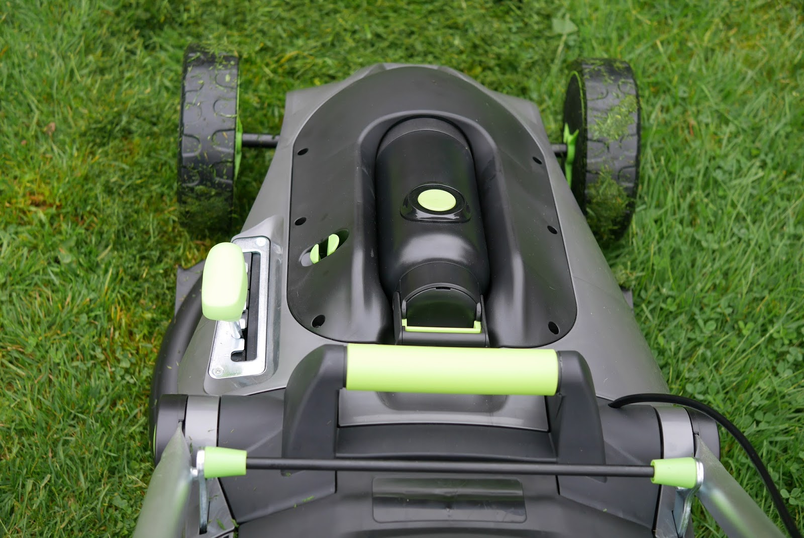 Review Gtech Cordless Lawn Mower This day I love.......