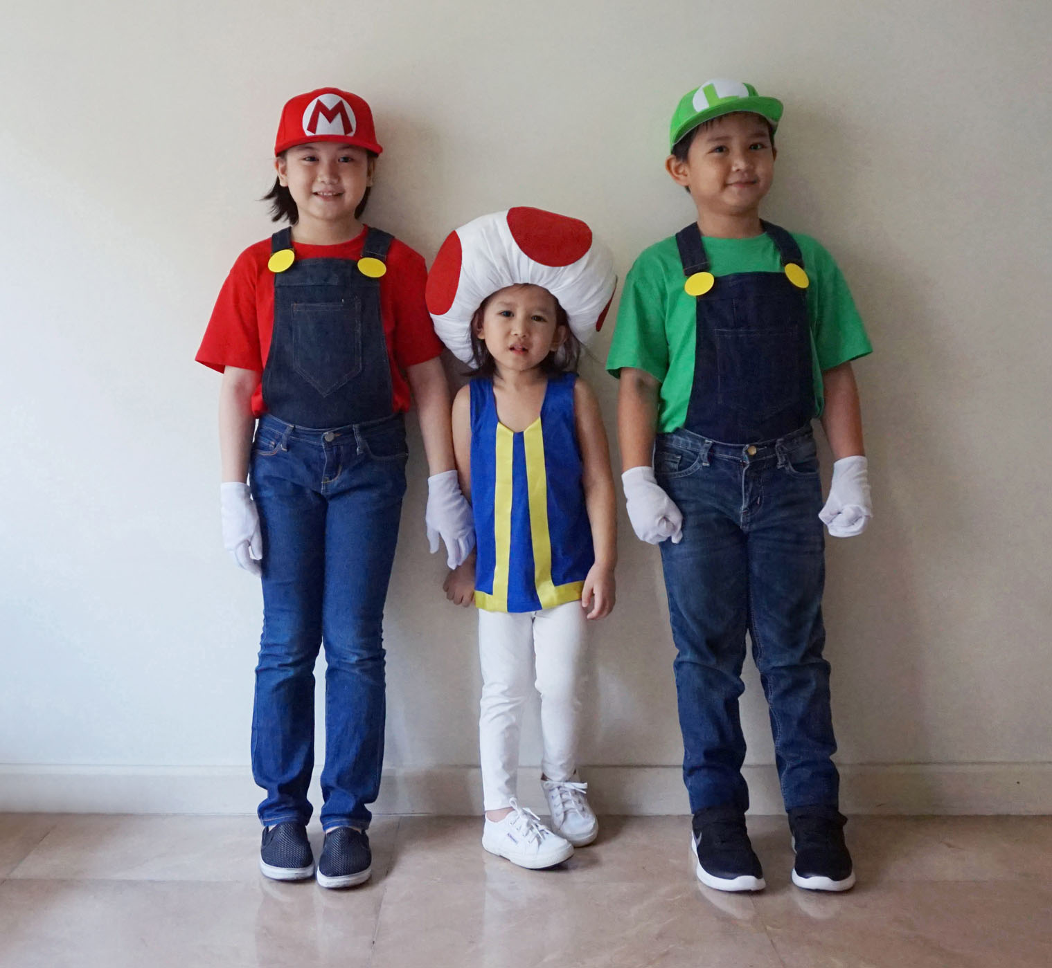 MrsMommyHolic DIY Mario Bros. and Toad Costume