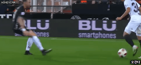 이강인 지리는 볼터치.gif | 인스티즈