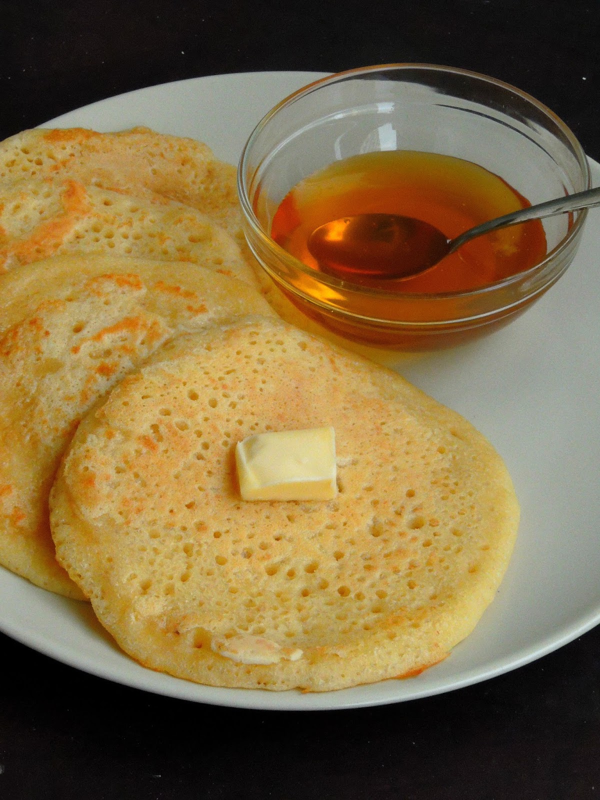 Priya's Versatile Recipes Chebab/Emirati Saffron & Cardamom Pancakes