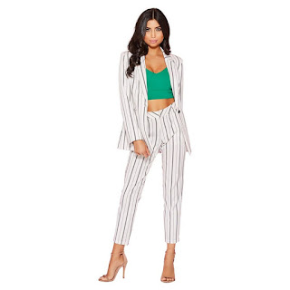 Quiz Suit Quiz Suit