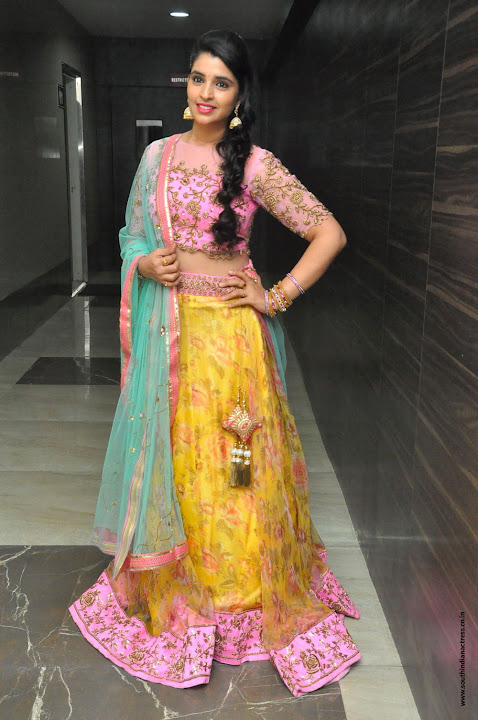 Anchor Syamala at the audio launch of Juliet Lover of Idiot movie