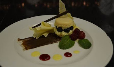 gastro art chocolate pastry dan bakery coklat dessert dessert dessert plate plating hiasan makanan penutup lomba juara coklat piring hotel adalah gastro art chocolate pastry dan bakery coklat dessert dessert dessert plate plating hiasan makanan penutup lomba juara coklat piring hotel adalah