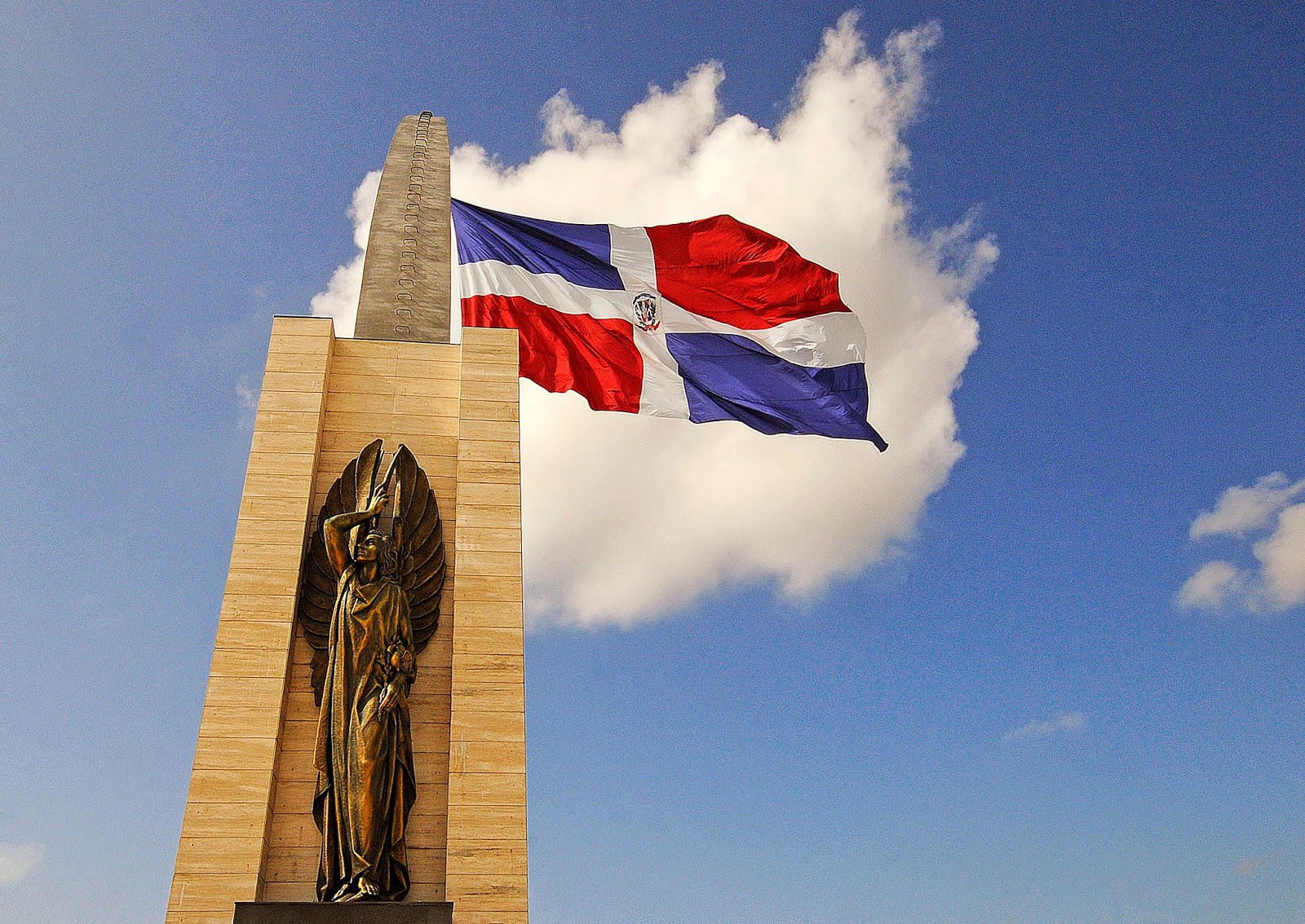 Visioni Sogni Fantasie Plaza de la bandera