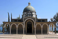 Israel Travel Guide - Christian Holy Places: Mount of Beatitudes, Church of the Sermon on the Mount