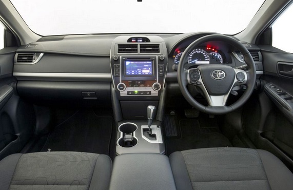 2015 New Toyota Camry Atara SX Concept