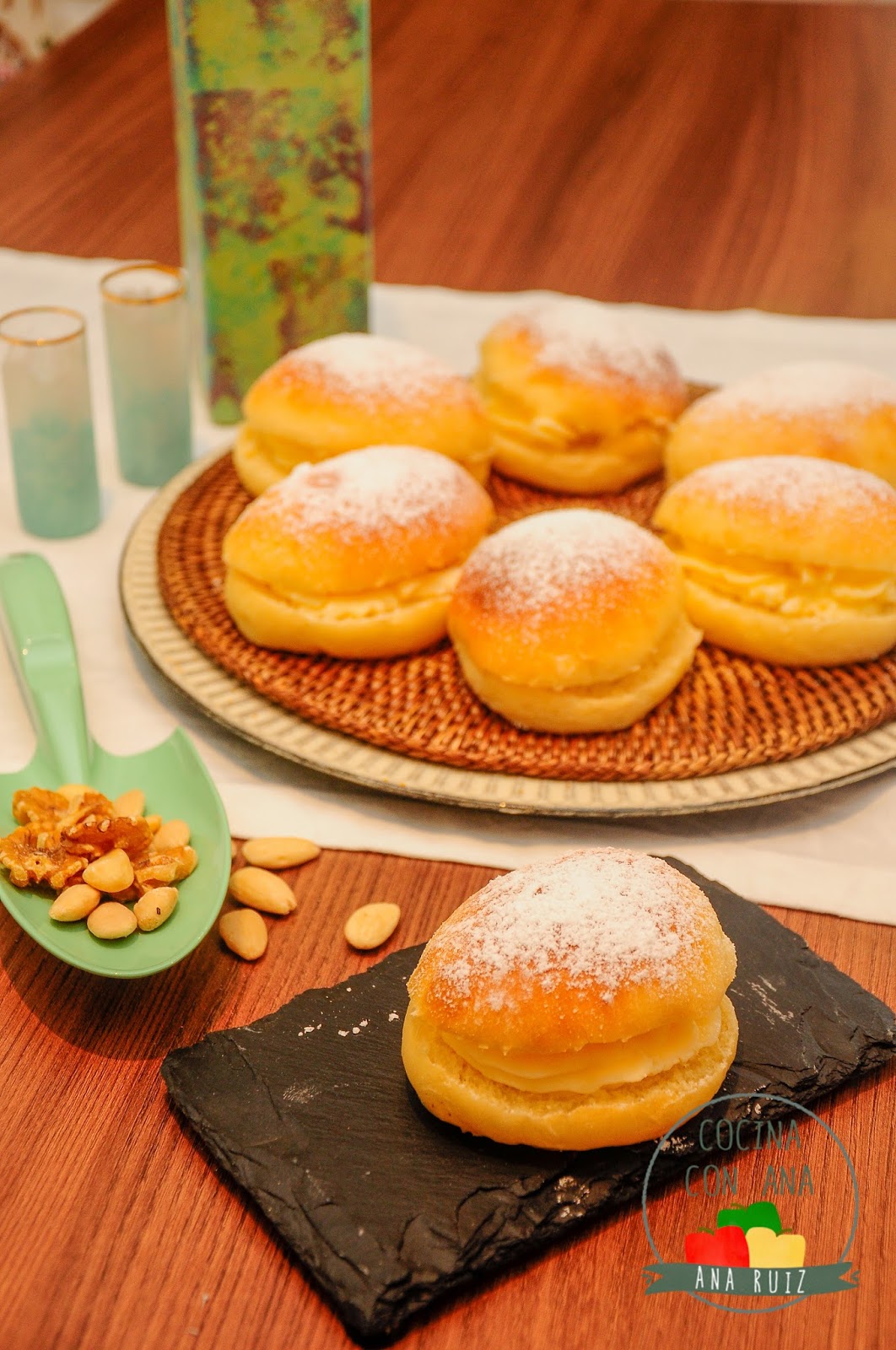 BOLLOS SUIZOS RELLENOS DE CREMA DE MANTEQUILLA