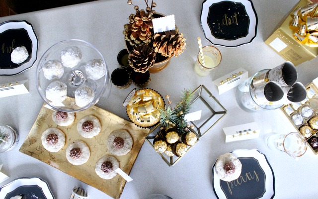 #FerreroMoment ; gold, sparkly Holiday entertaining