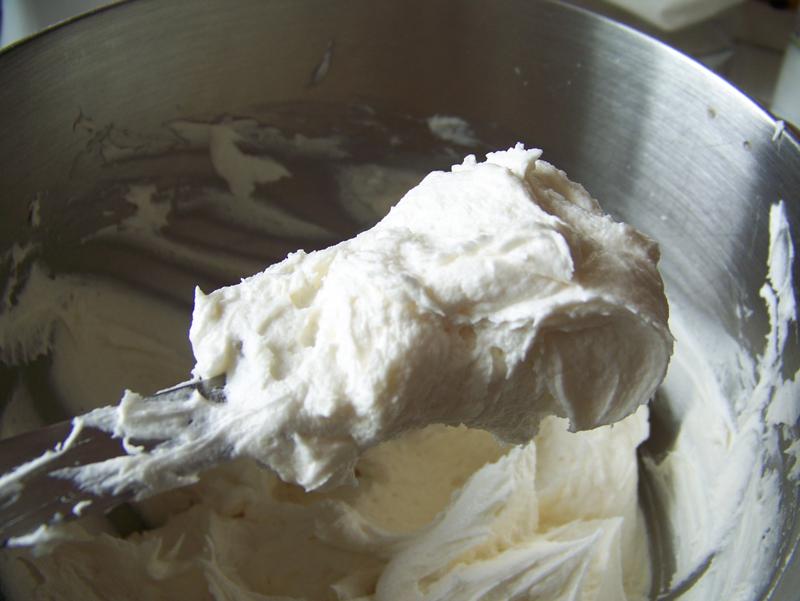 Near to Nothing Very Basic Powdered Sugar Frosting