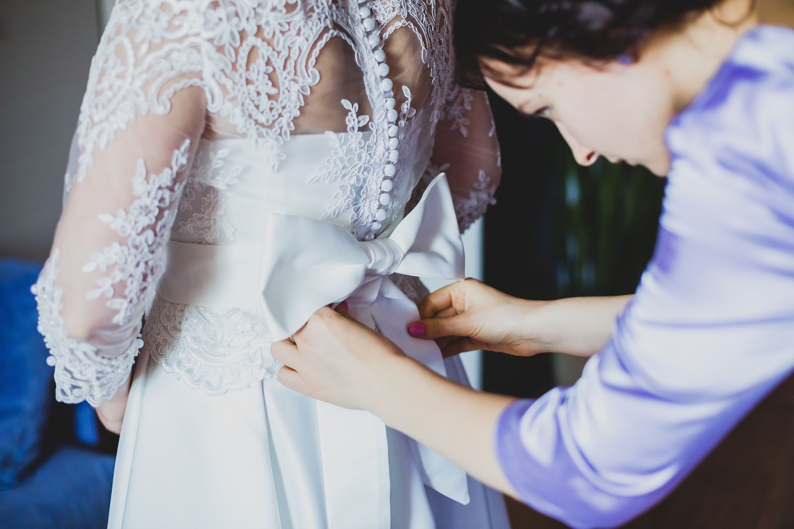 свадебные платья с шитьем. индивидуальный пошив свадебных платьев. подшив свадебного платья. пошив свадебных. ателье свадебных платьев.