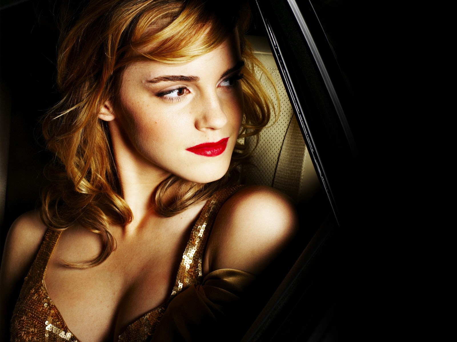 http://4.bp.blogspot.com/-VSF17_oVe34/Tu93R9LSzwI/AAAAAAAABfQ/huvbUIajuAw/s1600/emma_watson_cute.jpg