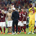 Jogadores do Flamengo fazem homenagem a Diego depois da classificação diante do Emelec