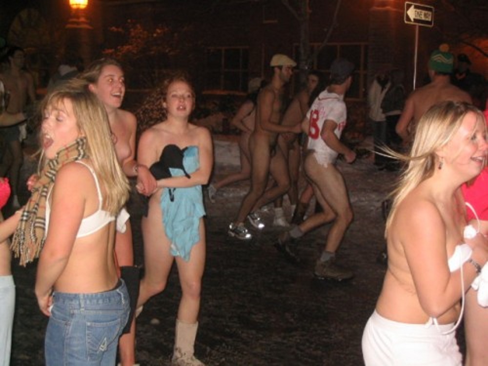 Naked college run tufts Naked college run tufts