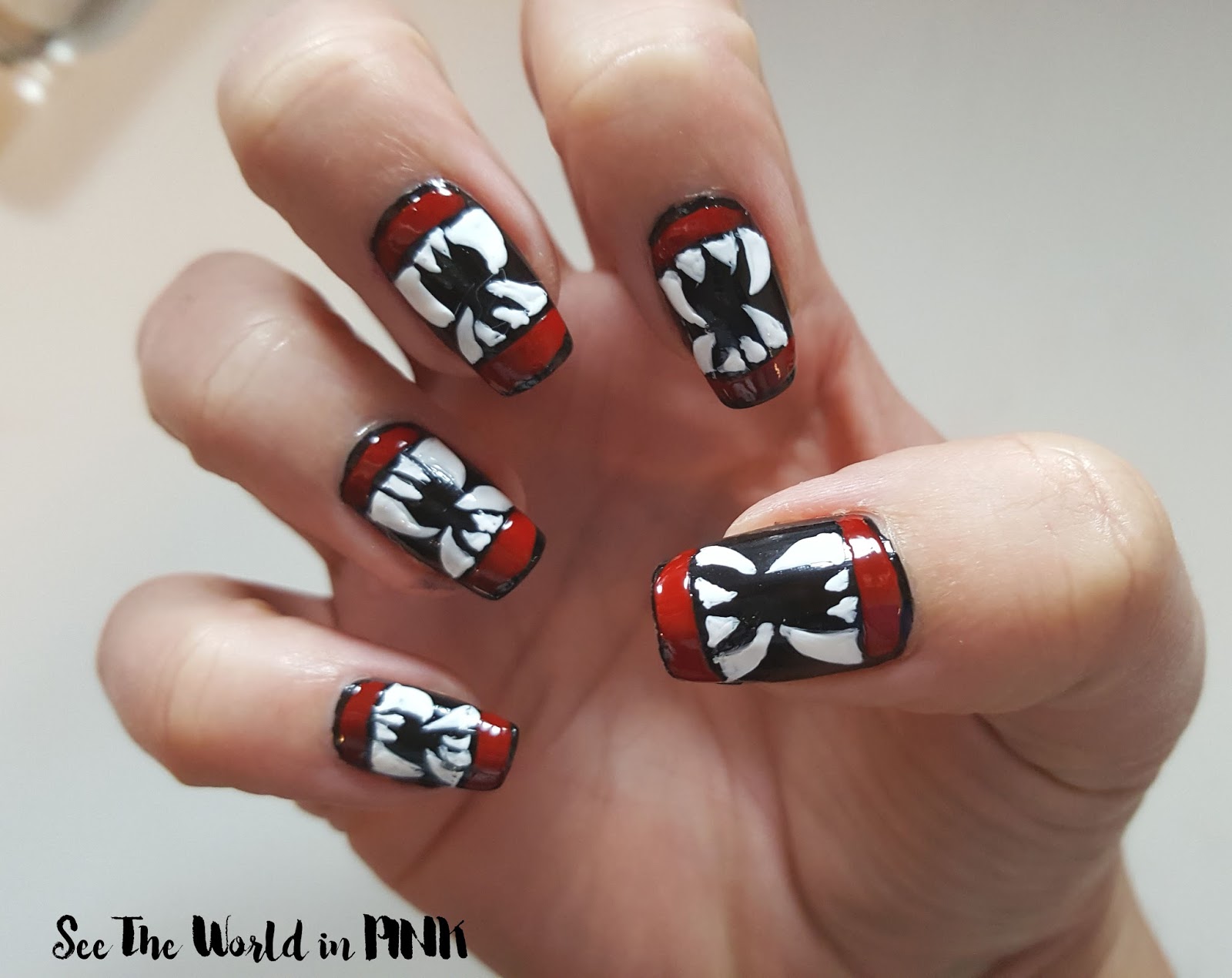 Manicure Monday - Best of Halloween Nail Art Looks! 