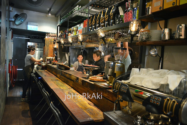 Moosehead-Kitchen-Bar-Singapore-Telok-Ayer  