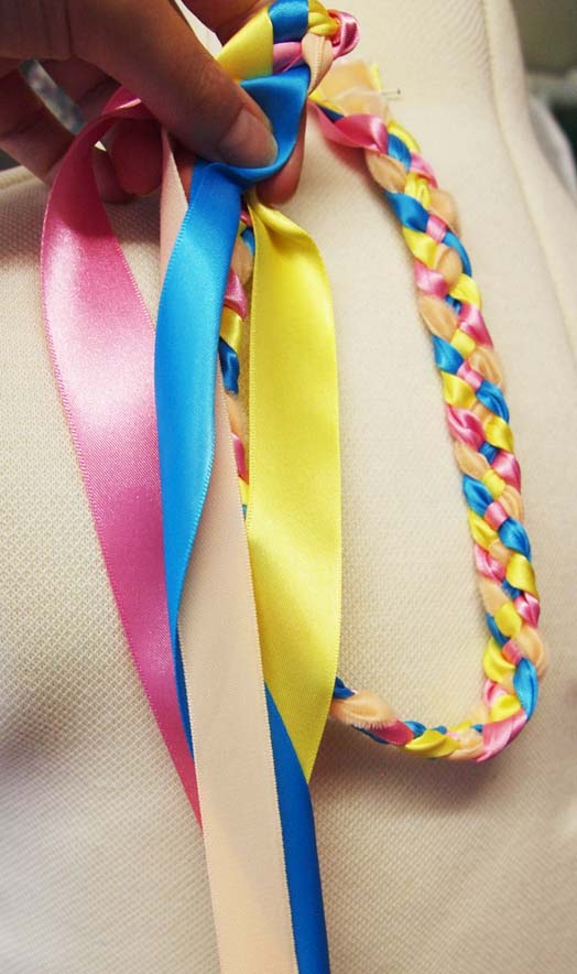 Crafty Alex DIY Ribbon Plait Bridesmaids Belt