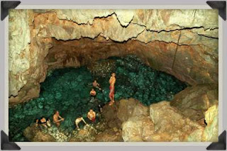10 Kolam renang alami dalam gua di Indonesia gua te'wali, wakatobi
