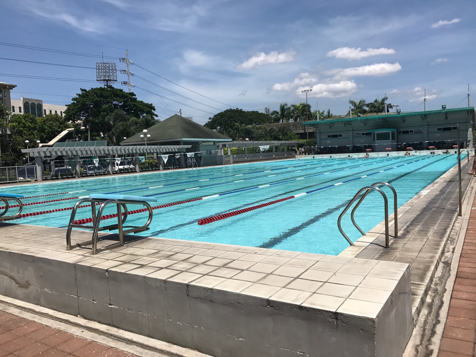 Splash of Yellow What does "lap" mean in swimming?