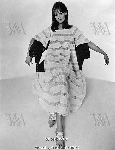Vintage Vixen: ¡Ay, Caramba! Vintage Couture For A Fiver