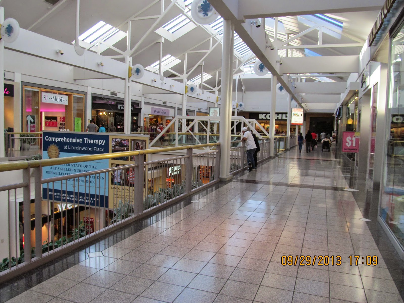 Trip to the Mall Lincolnwood Town Center (Lincolnwood, IL)