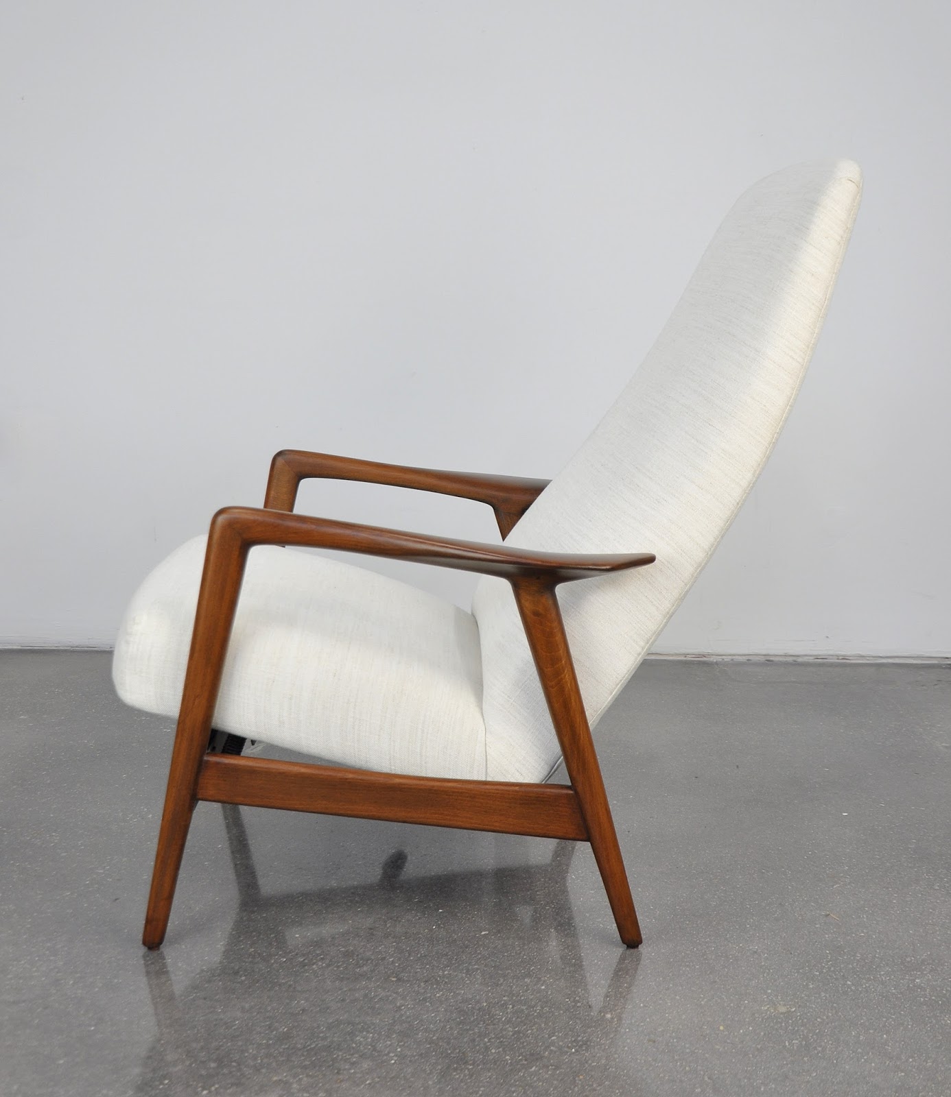 SELECT MODERN Folke Ohlsson for DUX High Back Rocker Recliner Lounge Chair