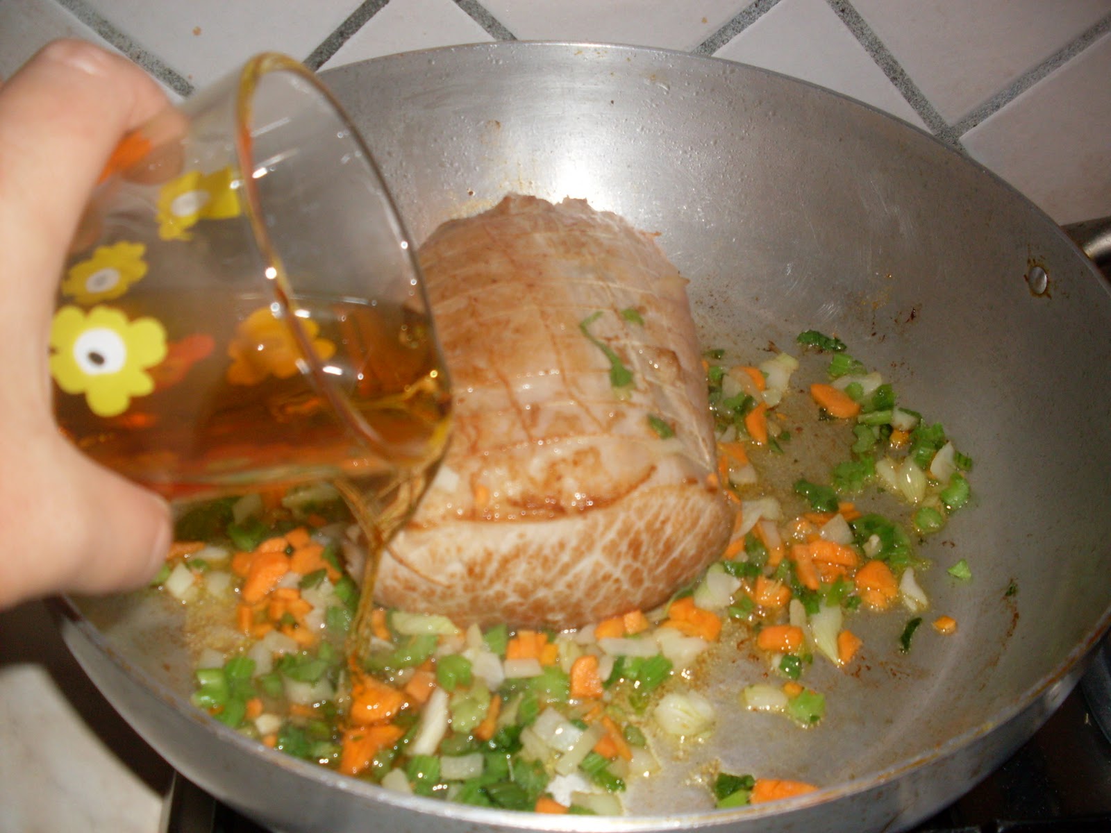 Arista Di Maiale In Padella Con Carote Sedano E Cipolla