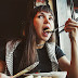 Dining alone Make you a better person
