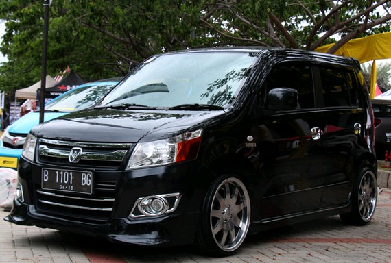 Gambar Modifikasi Keren Mobil Suzuki Karimun Wagon R 
