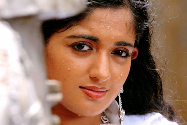 Kavya Madhavan wet photos
