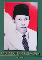 gambar-foto pahlawan nasional indonesia, Andi Abdullah Bau Massepe