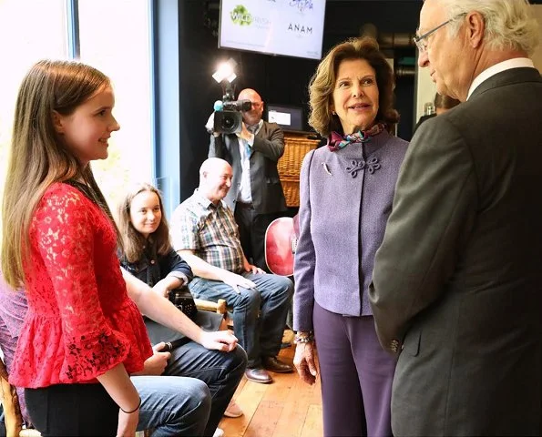 Queen Silvia of Sweden visited a Eco Farm in the village of Ballybornagh in Clare, and visited Burren Smokehouse