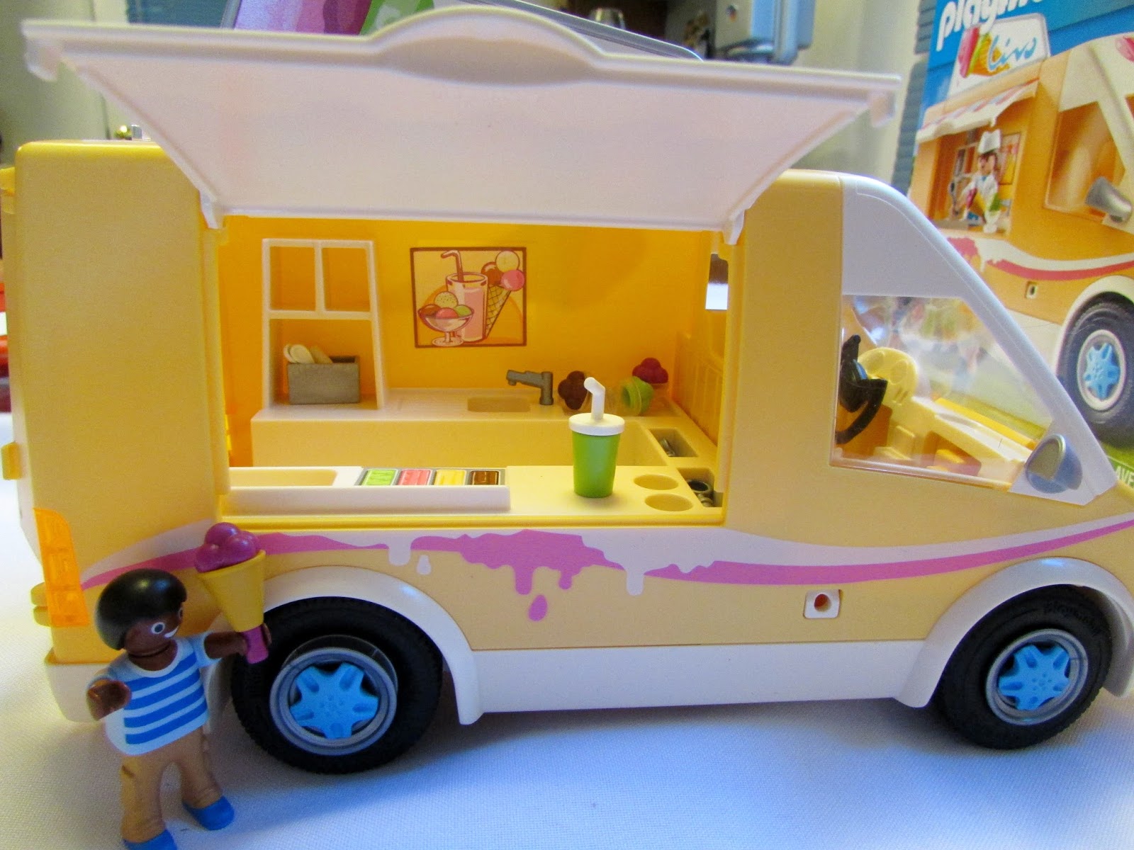 playmobil ice cream van