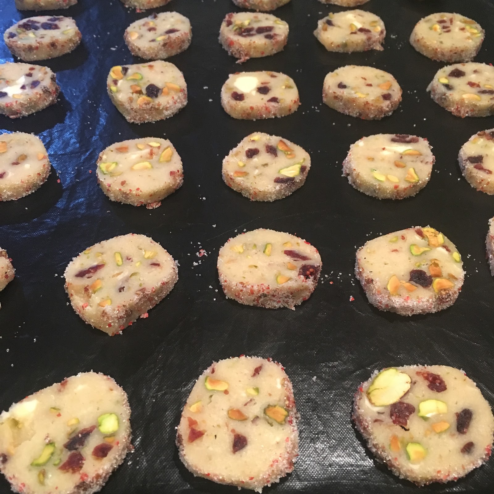 Ein Stück heile Welt : Pistazien-Sandgebäck mit rosa Pfeffer