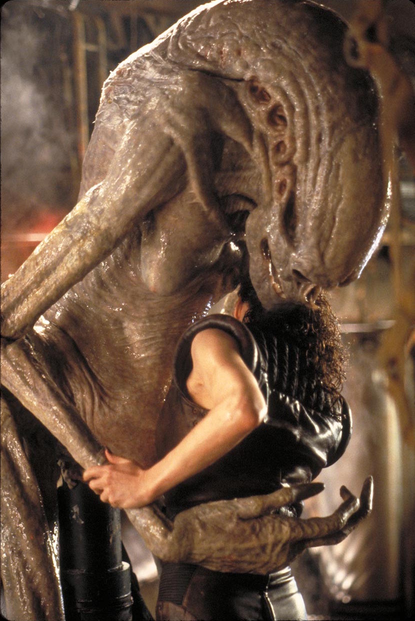 Alien xenomorph sex scene