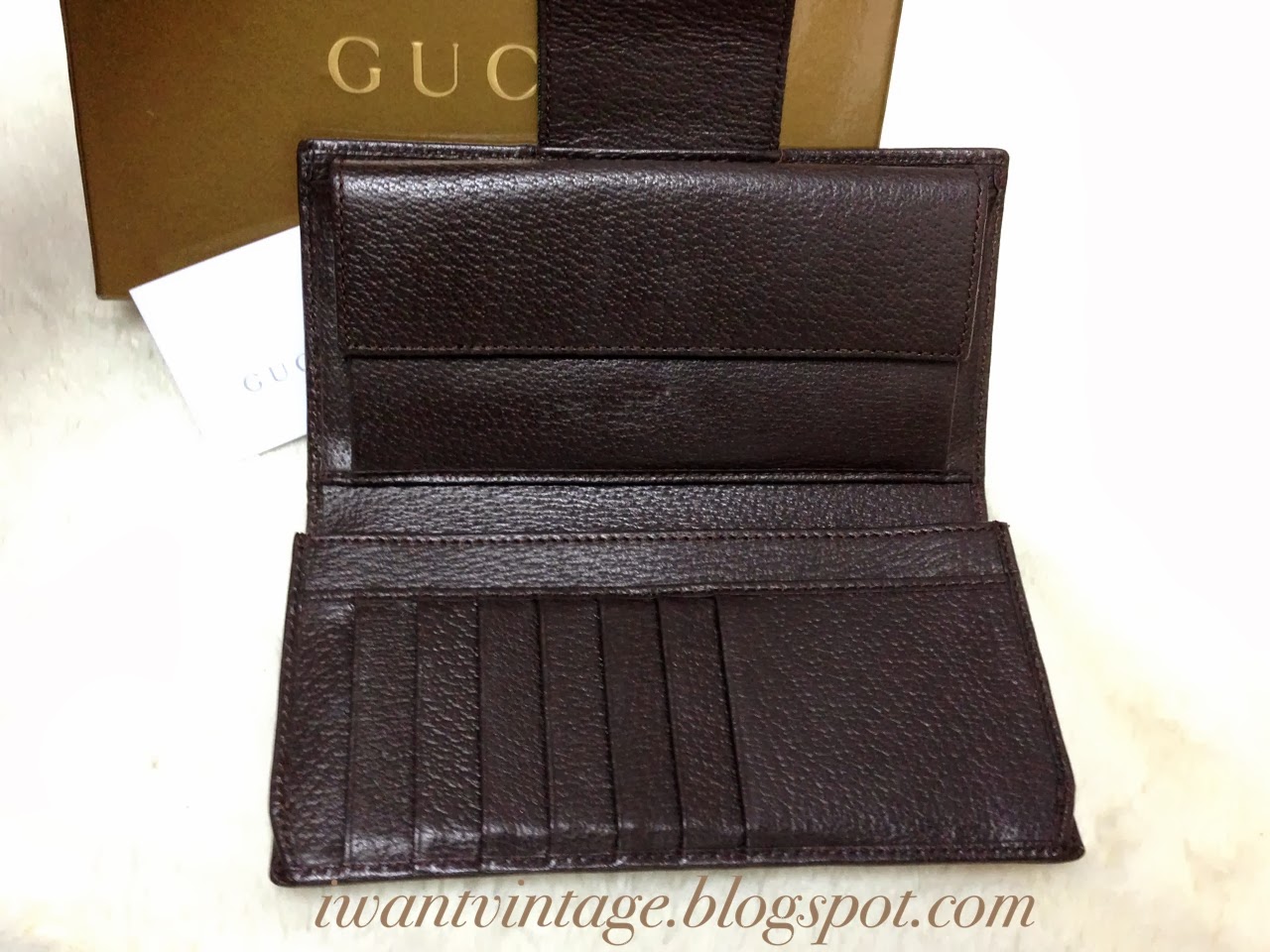 I Want Vintage | Vintage Designer Handbags: Gucci Vintage Web Wallet