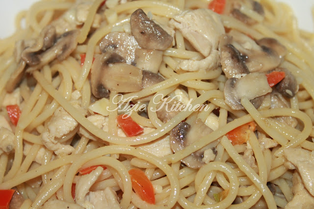 Pasta in Creamy Mushroom Sauce