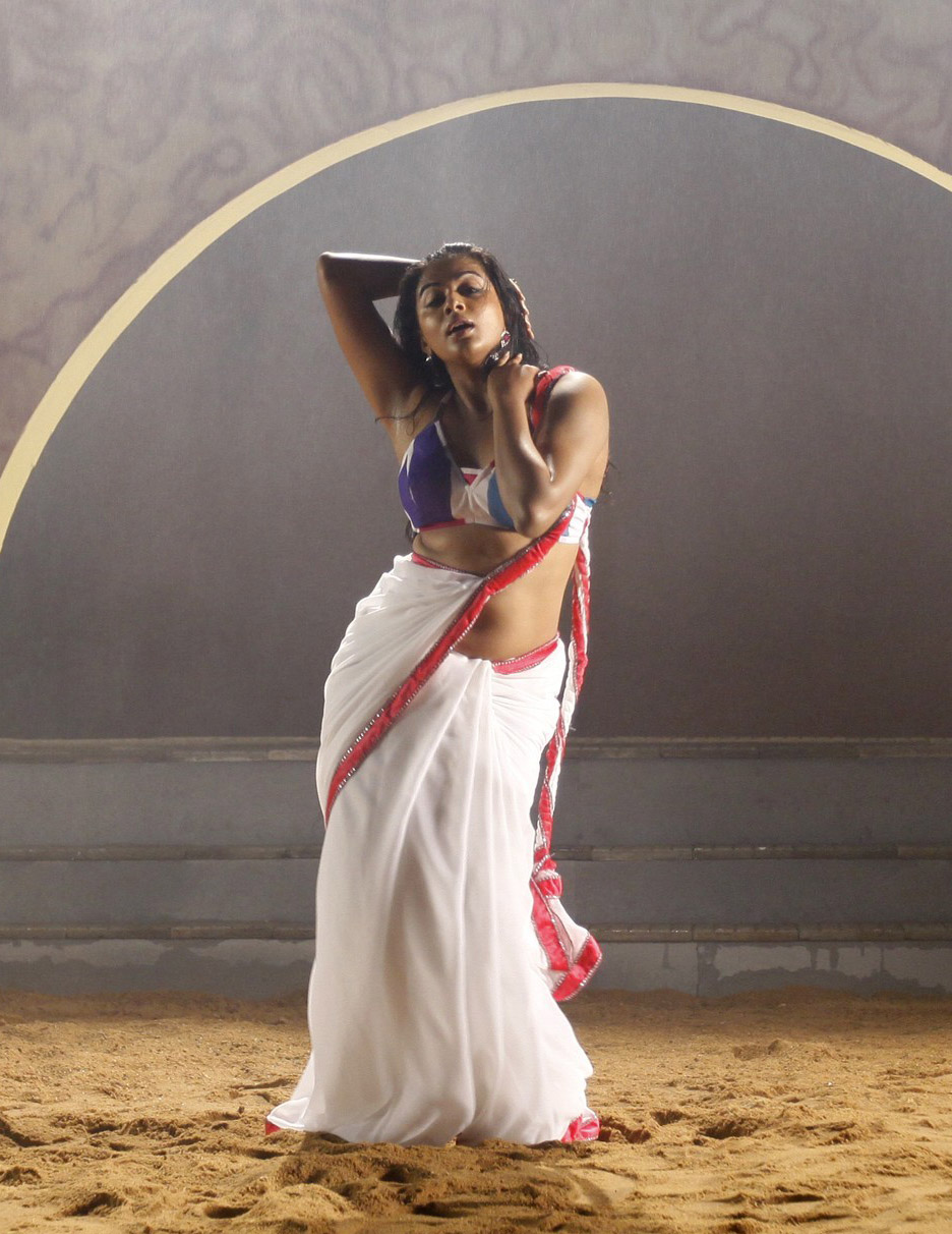 Actress Priyamani Hot Saree Blouse Photos | Actress Saree Photos|Saree