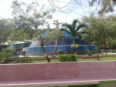 Taman Imbi Kota Jayapura Taman Imbi, Terlihat Monumen Patung Yos Sudarso