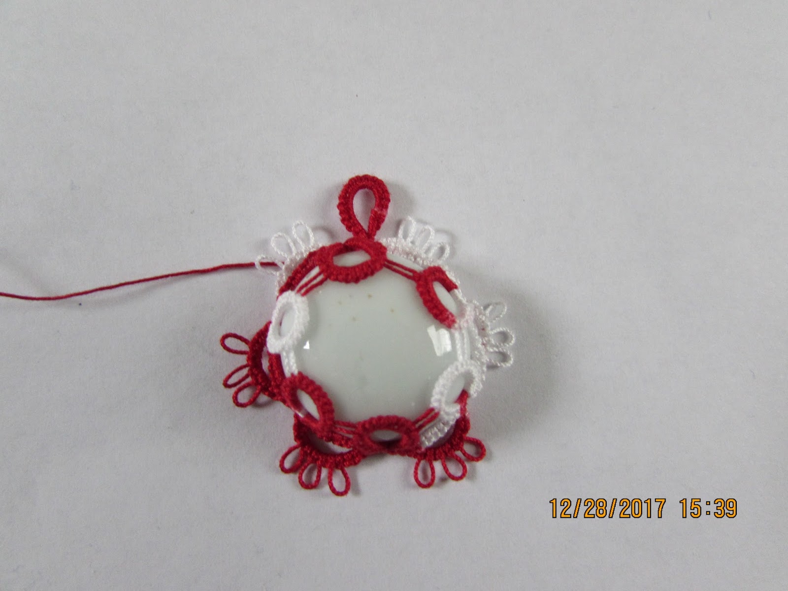 Tatting Lace in Grace Tatting....