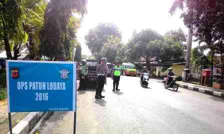 Polres Subang Gelar Oprasi Patuh Lodaya 2016 Selama 14 Hari Polres Subang Gelar Oprasi Patuh Lodaya 2016 Selama 14 Hari