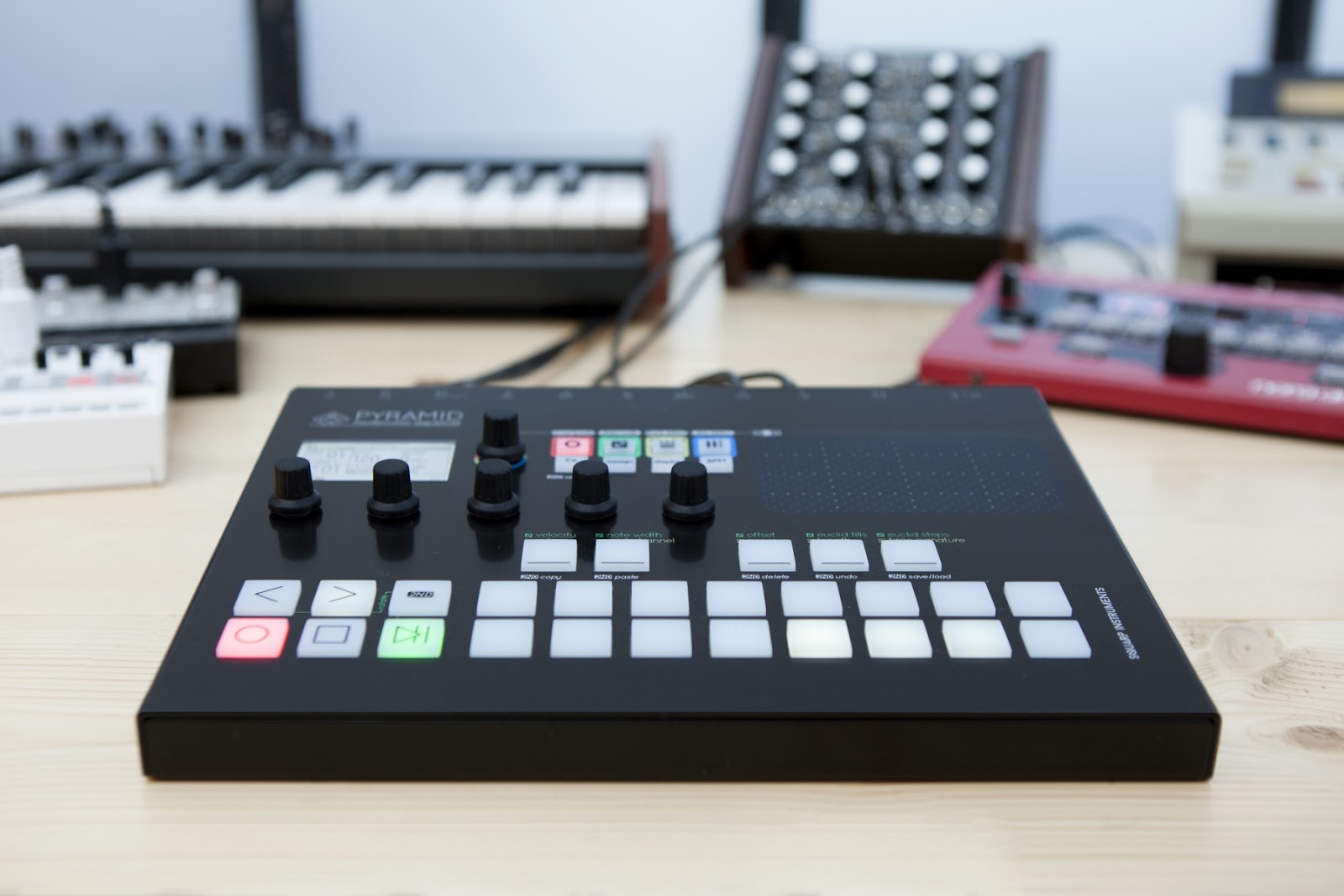 MATRIXSYNTH: Squarp Instruments Pyramid Polyrhythmic Sequencer Now ...