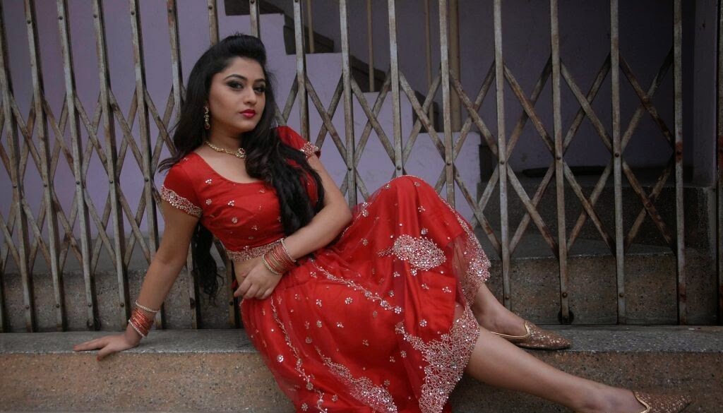 Actress Ramya Barna Hot Spicy Navel Show in Red Dress Gallery
