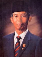 Letjend (Purn) Sudharmono, S.H. (Wakil Presiden V Republik Indonesia)