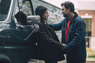 I Know This Much Is True Limited Series Mark Ruffalo Kathryn Hahn Image 1