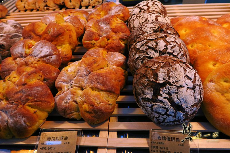 三峽大雅路美食|麵包歌-北大店~ 北大烘培坊聚集區