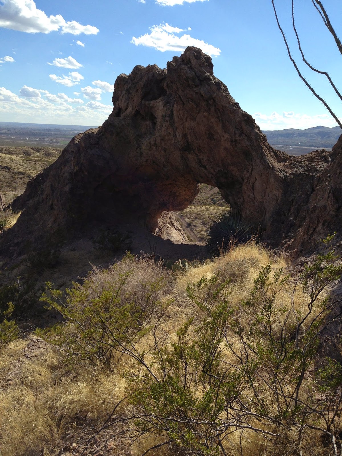 Southern New Mexico Explorer: Pointed Arch- Doña Ana Mountains