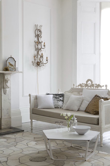 Decoración de Salas de color Blanco | Cómo arreglar los Muebles en una