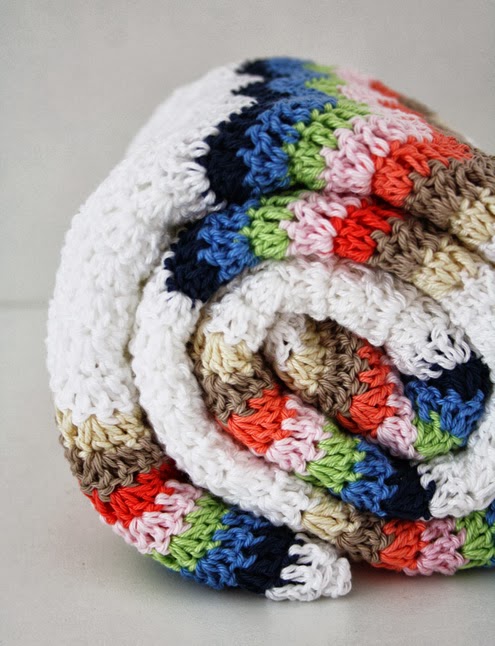 Crochet baby blanket pastels