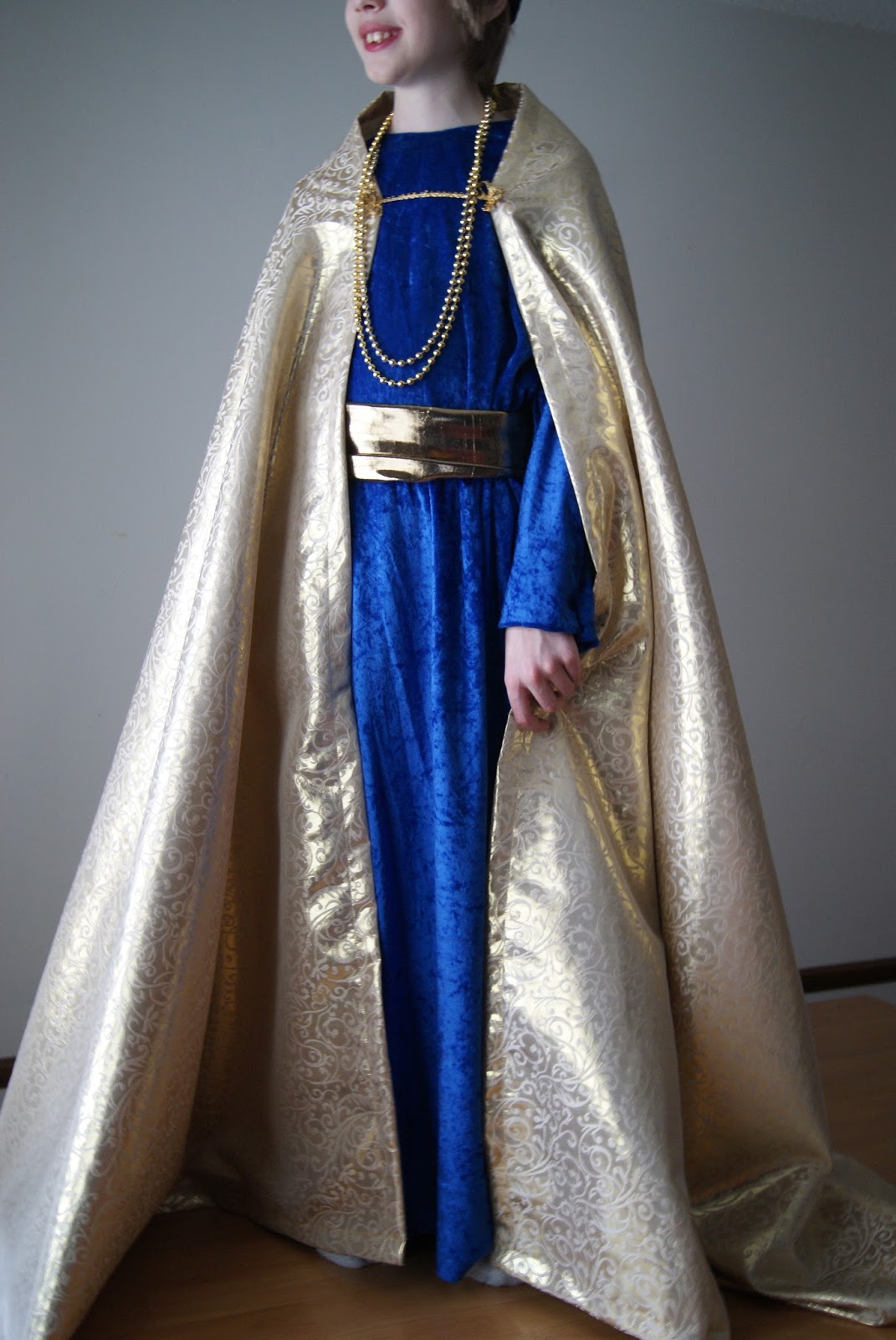 nest full of eggs King Herod Costume